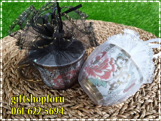 ของชำร่วยงานศพ ถ้วยน้ำชาเบญจรงค์