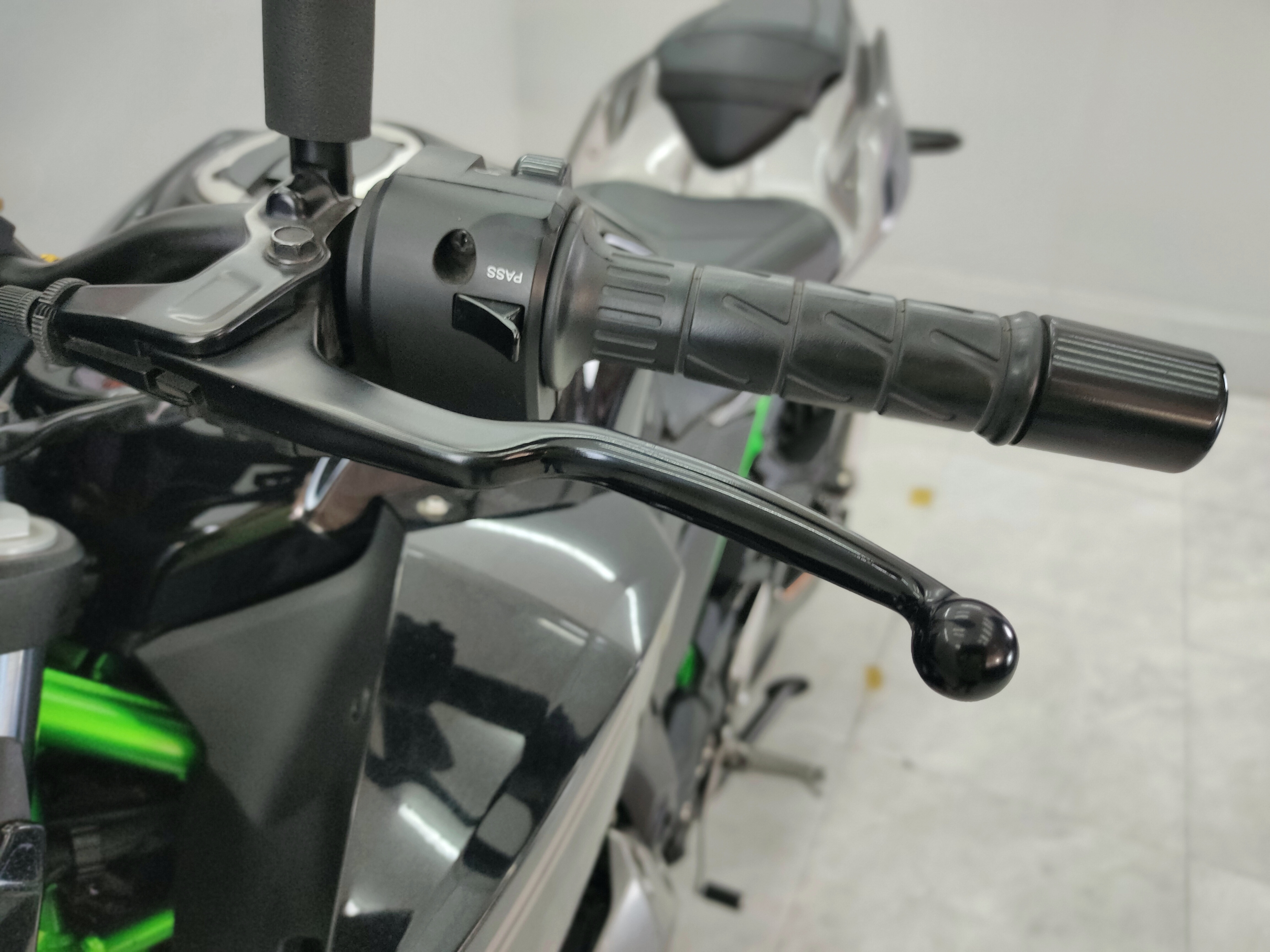 ใช้น้อยเกิ้น 3 พันโลแท้ 😬 KAWASAKI Z400SE ABS ปลายปี 2021 มือเดียวสวยใส