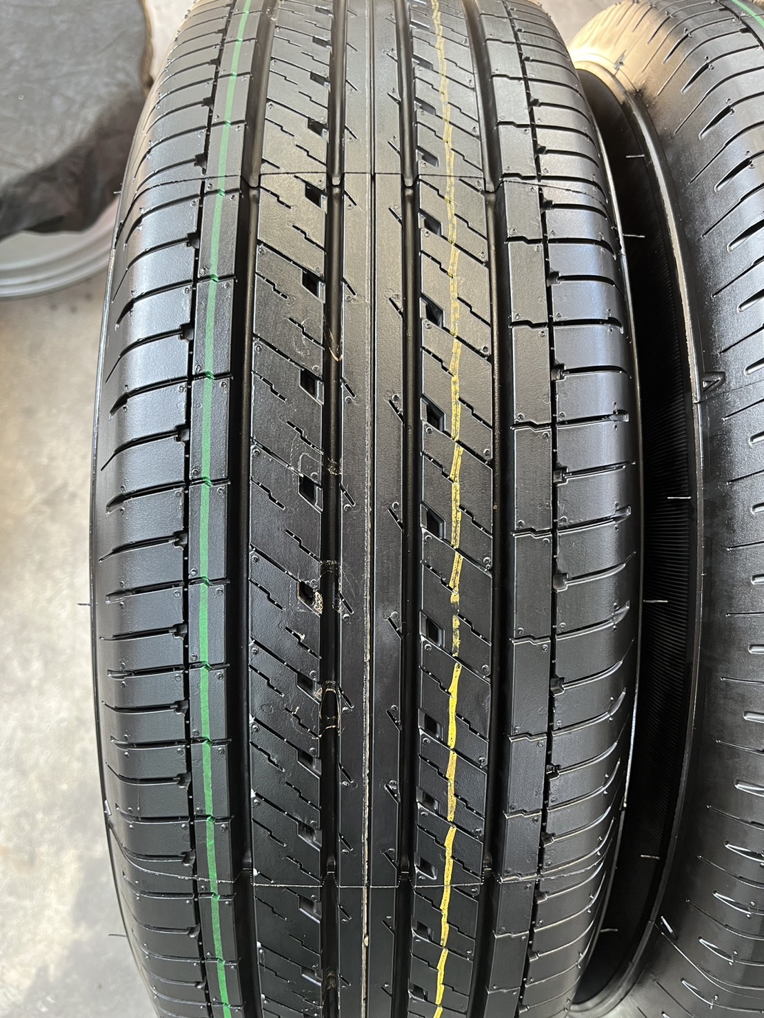 ✨ยางใหม่ป้ายแดง✨215-65-16 Dunlop💥ปี 25💥ใหม่กริ๊บ💖ถอดจากโชว์รูม