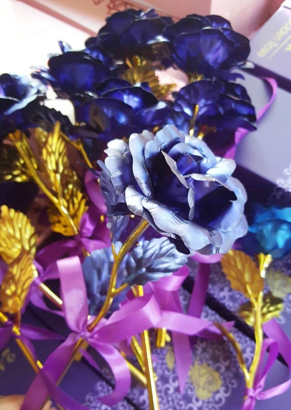 ดอกกุหลาบ Golden Rose ทองคำ 24 K สีน้ำเงิน (ไม่มีกล่อง)