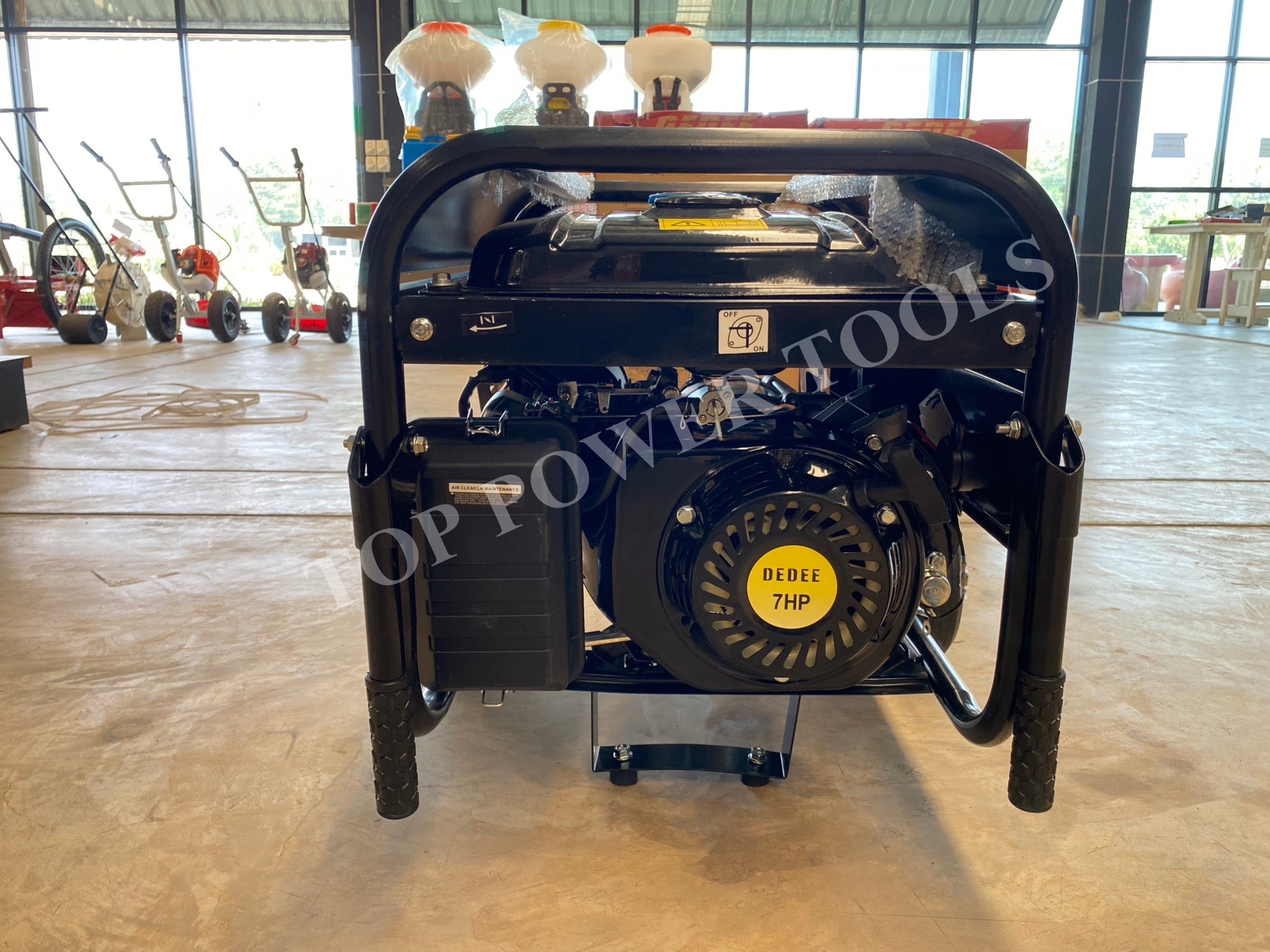 เครื่องปั่นไฟเบนซิน DD-3500E 2.8KW.DEDEE (สตาร์ทกุญแจ)