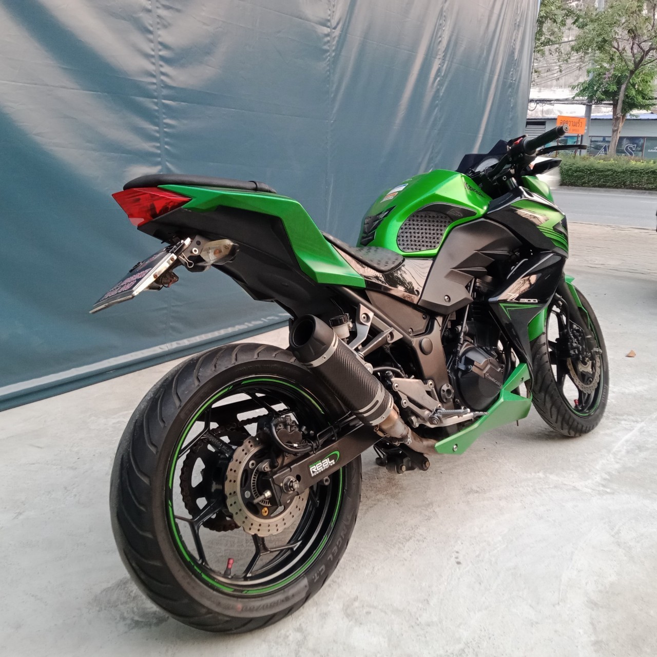 "รถเกรดB_มีดีที่ราคา"‼️ KAWASAKI Z300abs ปี16 กับโปรโมชั่นสุดว้าว 😲 ออกรถ ⭕ บาท