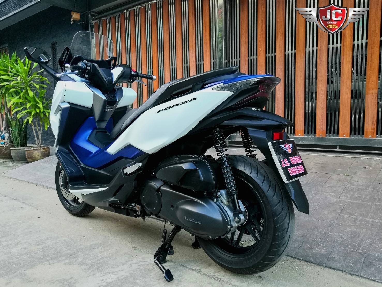 ป๊าดด.. สวยดีแท้ 👉🏻👉🏻👉🏻FORZA300👈🏻👈🏻👈🏻 รถปลายปี 2018 สภาพโคตรนางฟ้า🧚