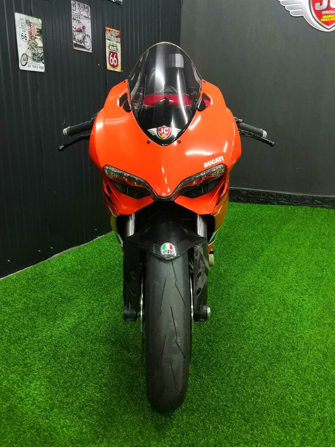 💢มาอีกแล้วโปรดีฟรี 🌟 ออกรถ ⭕️ บาท‼️สุดหล่อราคาเร้าๆ >>>DUCATI PANIGALE899 <<< จดทะเบียนปี2015