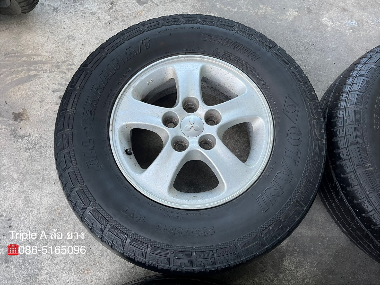 ✨ล้อแม็ก 5รู114✨Mitsu Triton ขอบ 15 แถมยาง 235-75-15 OTANI ปี 20