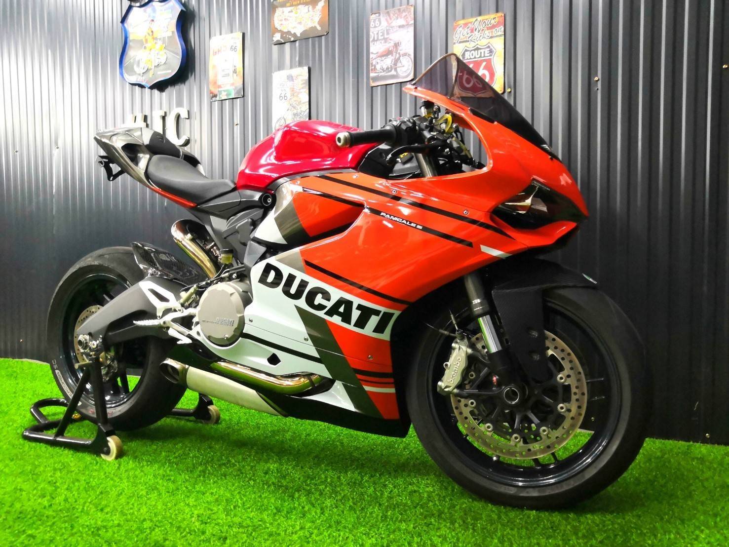 💢มาอีกแล้วโปรดีฟรี 🌟 ออกรถ ⭕️ บาท‼️สุดหล่อราคาเร้าๆ >>>DUCATI PANIGALE899 <<< จดทะเบียนปี2015