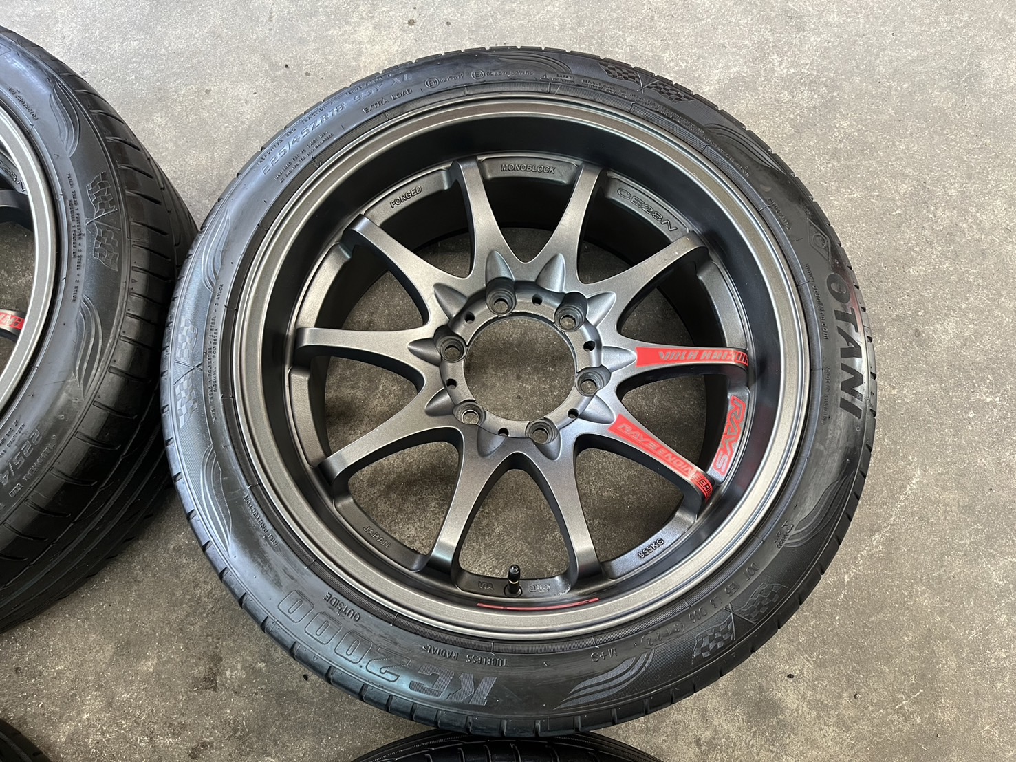 ✨ล้อแม็กแต่ง 6รู139✨CE28N (งาน TAM) ขอบ 18 สีเทา พร้อมยาง 225-45-18 OTANI💥ปี 22💥