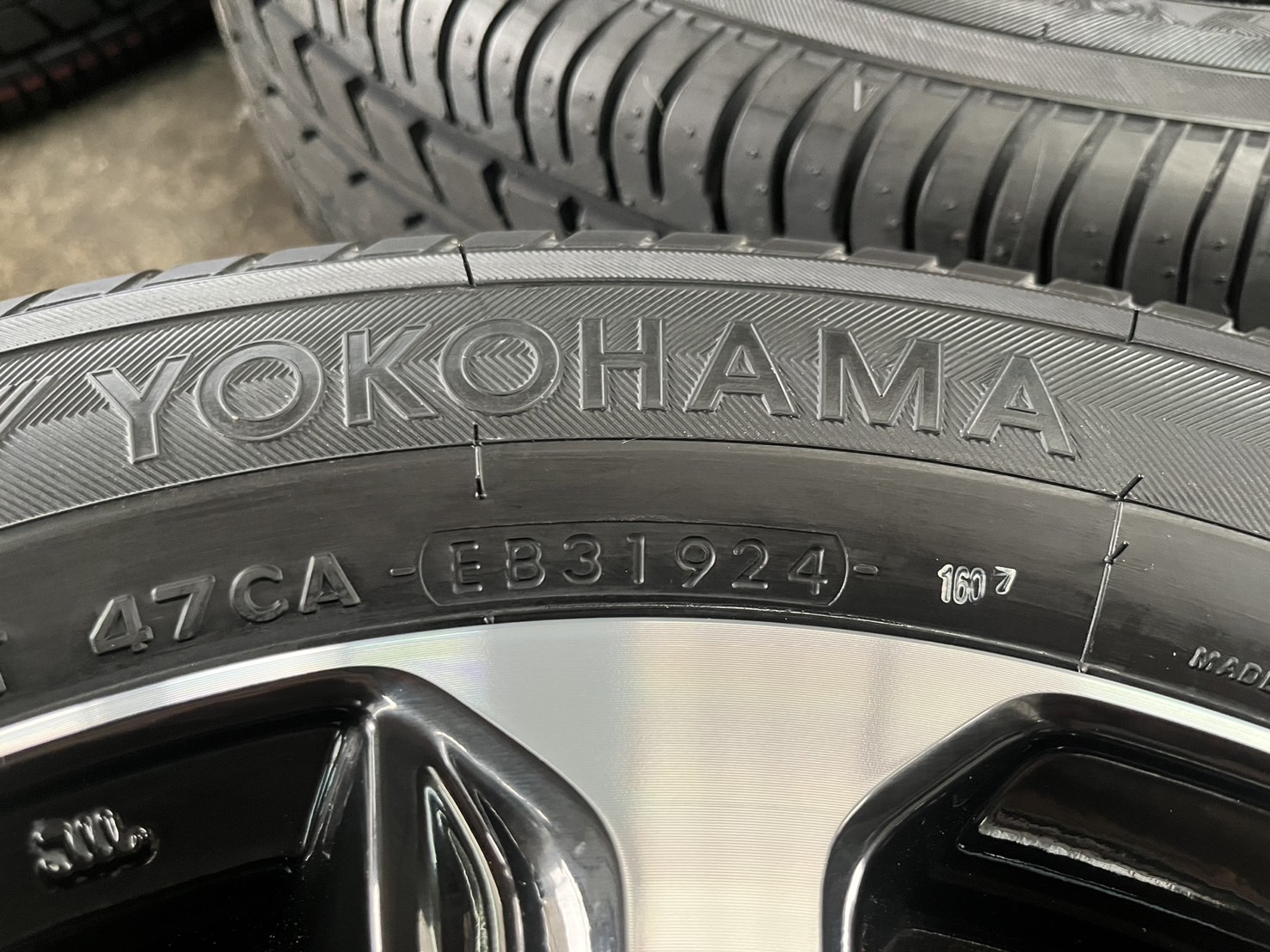 ✨ล้อแม็กป้ายแดง✨Mitsu Mirage รุ่นใหม่ ขอบ 15 พร้อมยางใหม่💯185-60-15 Yokohama♨️ปี 24♨️