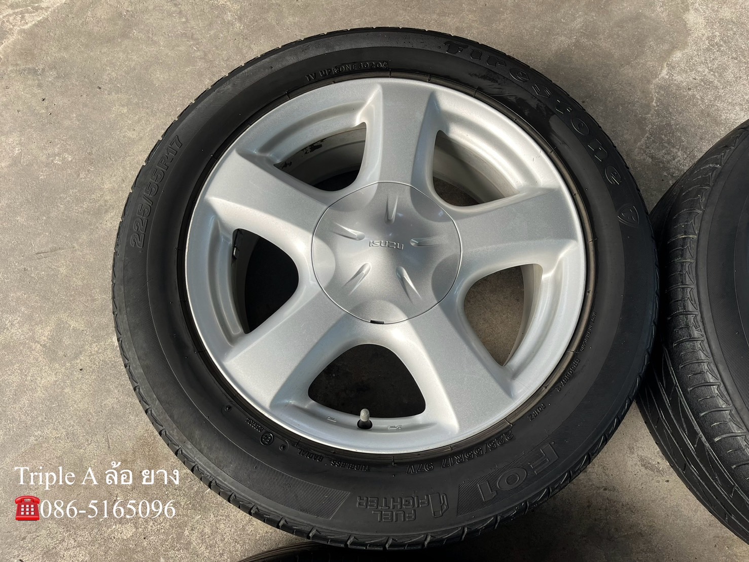 ✨ล้อแม็ก✨ISUZU V-Cross ขอบ 17 พร้อมยาง 225-55-17 Firestone ปี 20