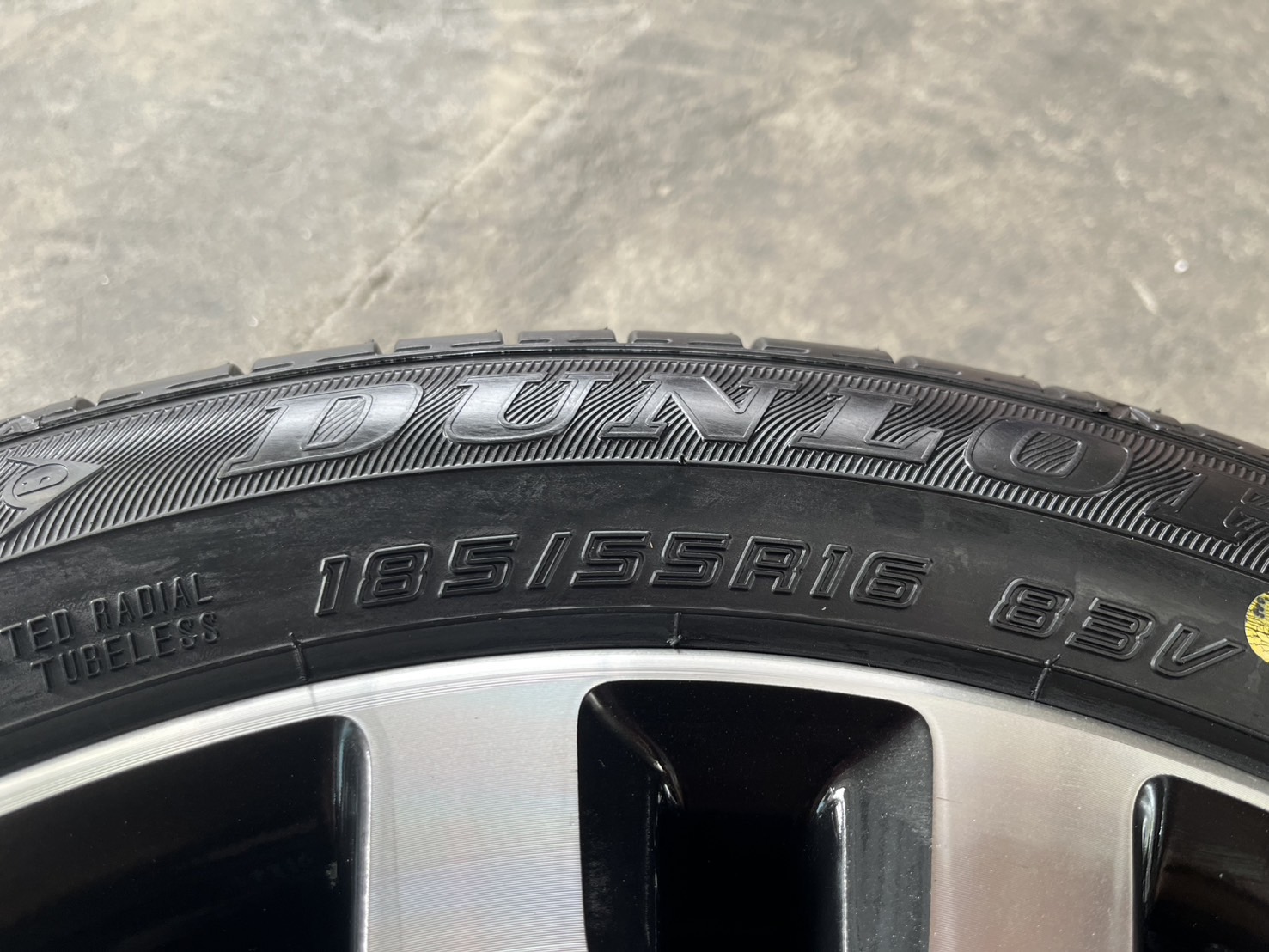 ✨ล้อแม็ก✨Honda Jazz GK ตัวท็อป ขอบ 16 ดำหน้าเงา พร้อมยางใหม่💯185-55-16 Dunlop♨️ปี 24♨️
