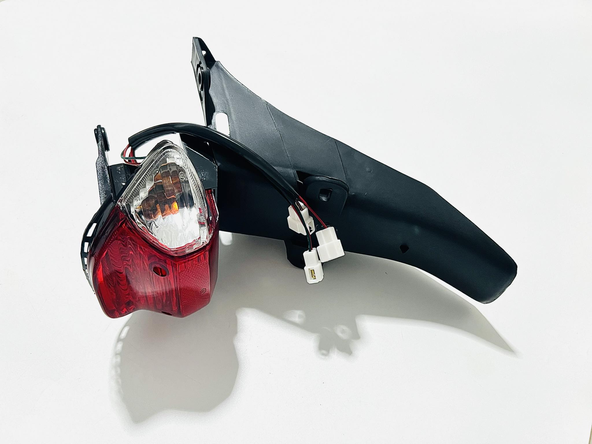 บังโคลนท้าย ดรีม99 แดง/ใส แดง/ส้ม เลือกสีได้เลย บน