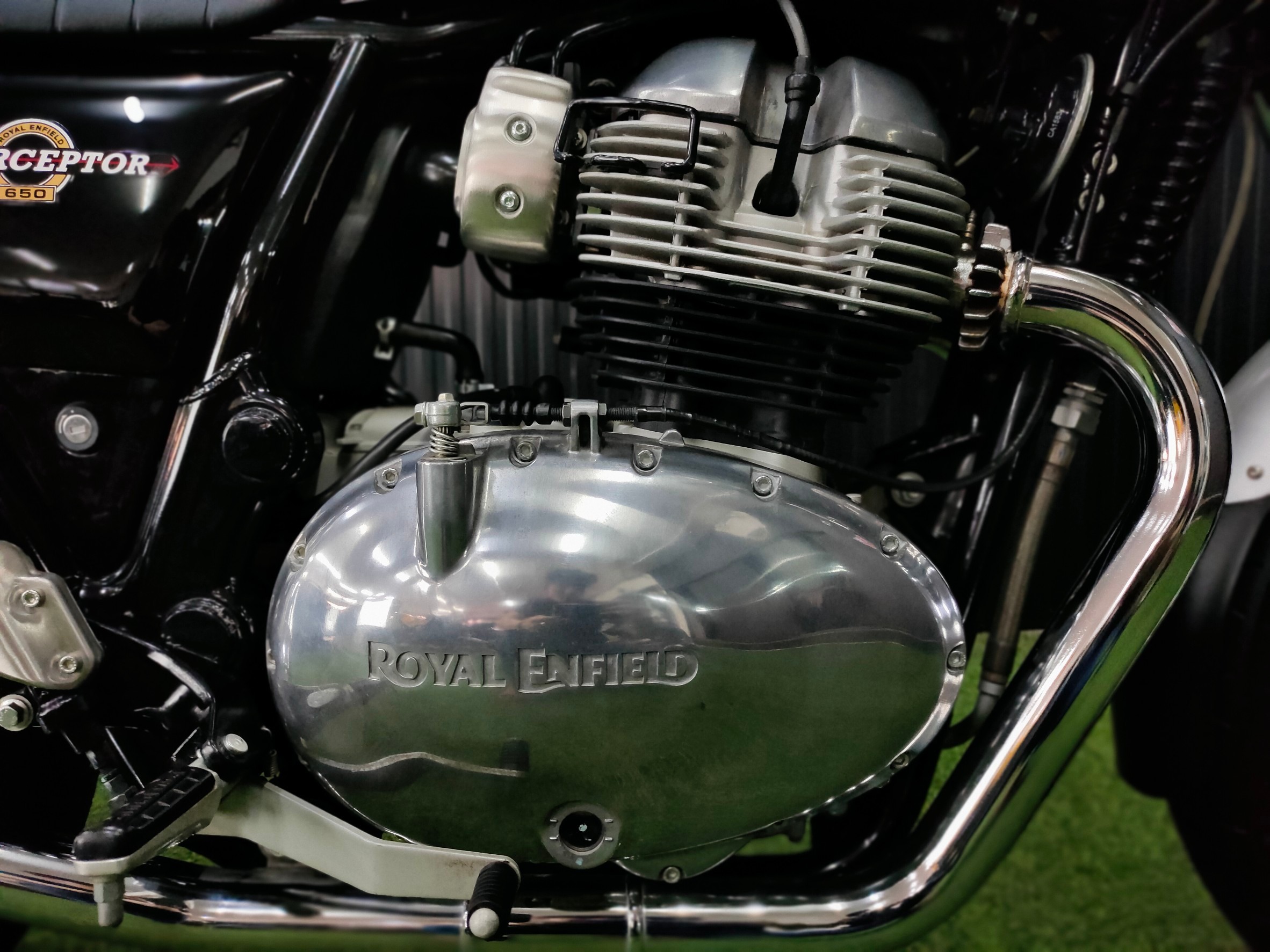 😎 มาแว้วโมเดิร์นคลาสสิกยอดนิยม "Royal Enfield" Interceptor 650 INT จดทะเบียนปี2020....สวยจริงไรจริงคันนี้⁉️