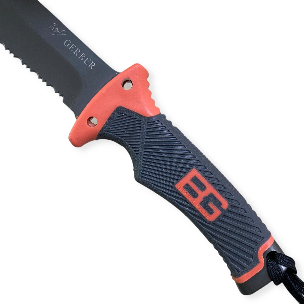 มีดเดินป่า มีดใบตาย Gerber : Bear Grylls Ultimate Survival Knife Fine Edge ใบมีดฟันเลื่อย พร้อมแท่งจุดไฟแม็กนีเซี่ยม