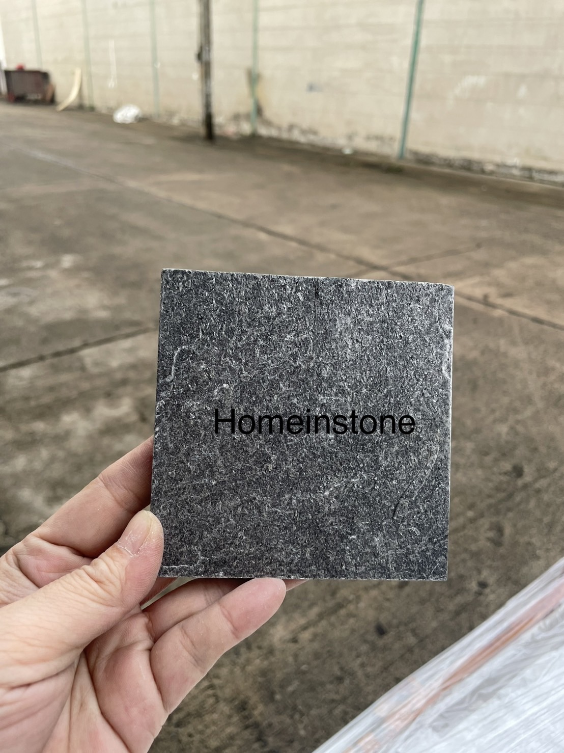 หิน Silver Grey ปูลานจอดรถ ถนน และทางเดิน ปูตรงไหนก็สวย