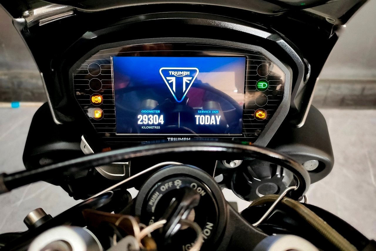 🏍💨ราคาเบียด650ล่ะ...แต่ Options คนละเรื่อง‼️ #StreetTriple765RS รถปี 2018 💥โปรแรงส์...คุ้มค่าคุ้มราคา💥