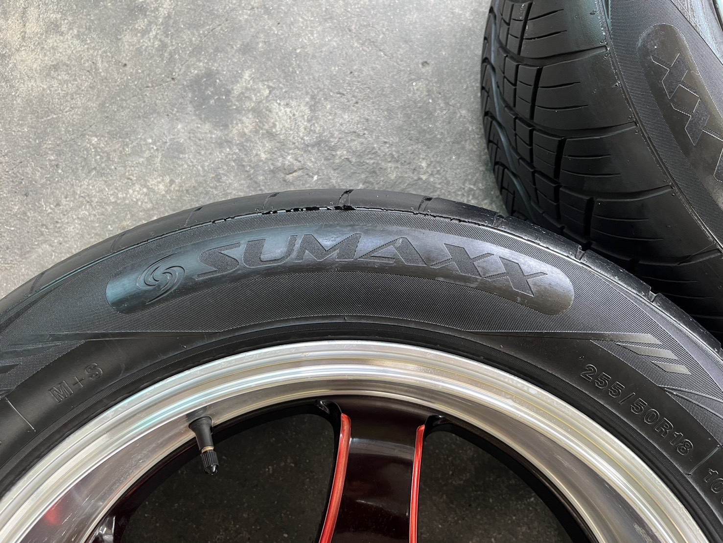 ✨ล้อแม็กแต่งพร้อมยาง✨6รู139✨E1SE ขอบ 18💖สภาพดี💖