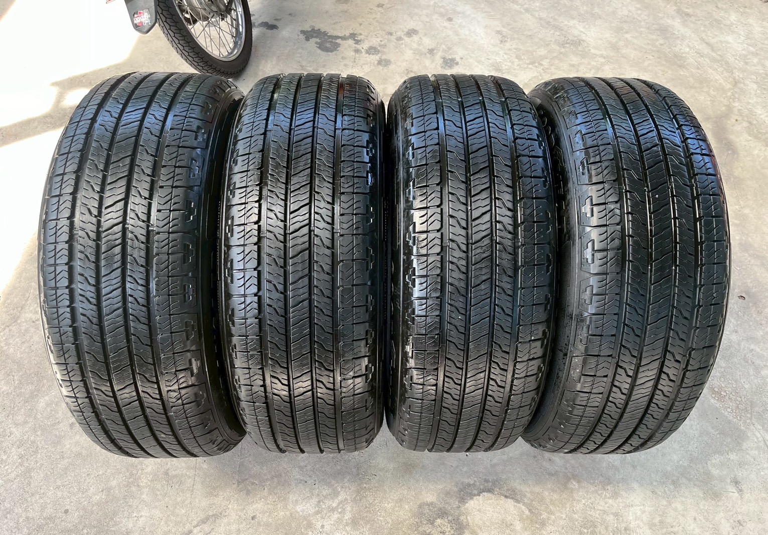 ✨ล้อแม็ก✨Ford Everest Next-Gen ขอบ 20 เทาหน้าเงา พร้อมยาง 255-55-20 GoodYear💥ปลายปี 22💥