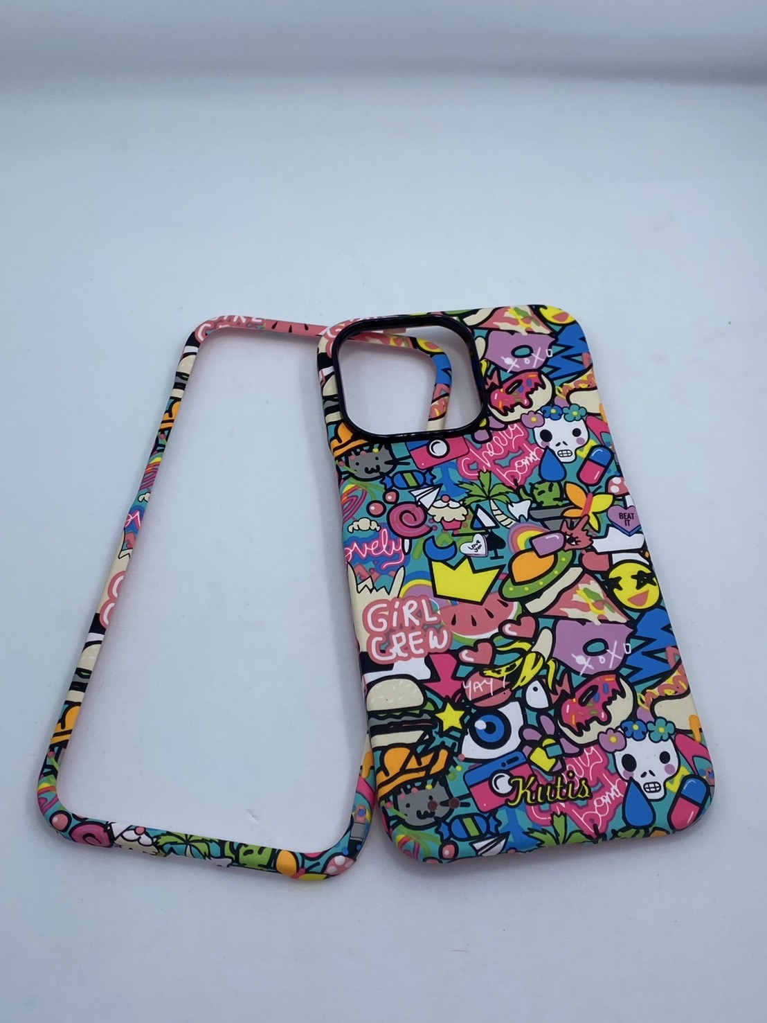 เคสคูทิส(Kutis)เคสไอโฟน15PROMAX(ลายStreet)มาใหม่ เคสประกบหน้า-หลัง เคสเรืองแสง เคสลายวินเทจ ร้านSuperhero Klongthom