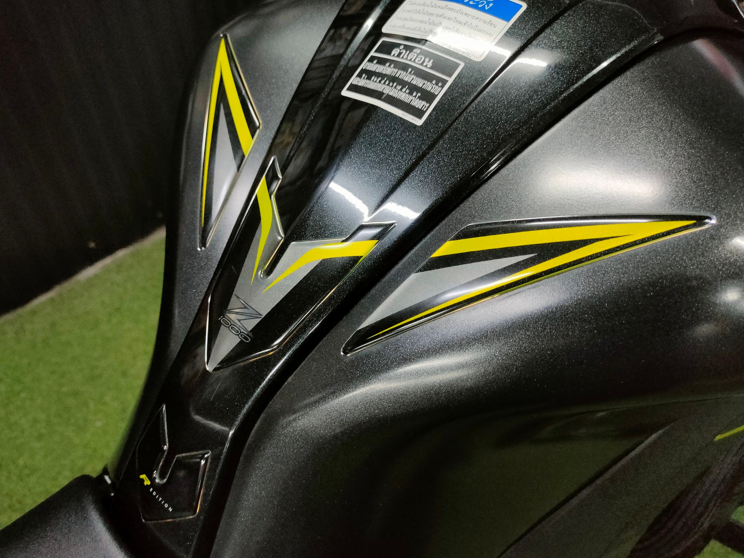 แรดพันธุ์....อ๊า 🤪 หล่อเลยคันนี้ #Z1000R ปี2018 "Optionsล้นๆรถมือเดียว"...ออกห้างร่วม7แสนเลยนะ‼️