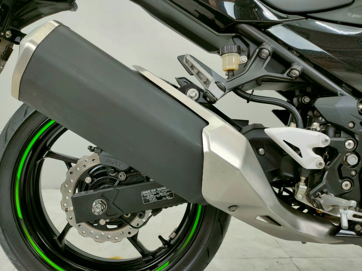 ❌️ ร้าน นี้ ไม่ กรอ ไมล์ ❌️ 🤗 KAWASAKI NINJA400SE รถกลางปี 2020 ตรงสเปค.....สวยเดิมใสไมล์น้อย มาพร้อมโปรดีย์ๆ