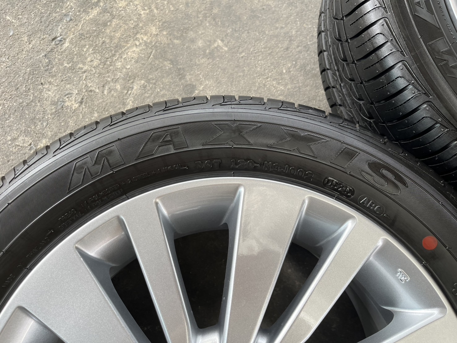 💥ปี 25💥✨ล้อแม็กป้ายแดง✨Honda City รุ่นใหม่ล่าสุด ขอบ 15 พร้อมยางใหม่ป้ายแดง 185-60-15 Maxxis💖