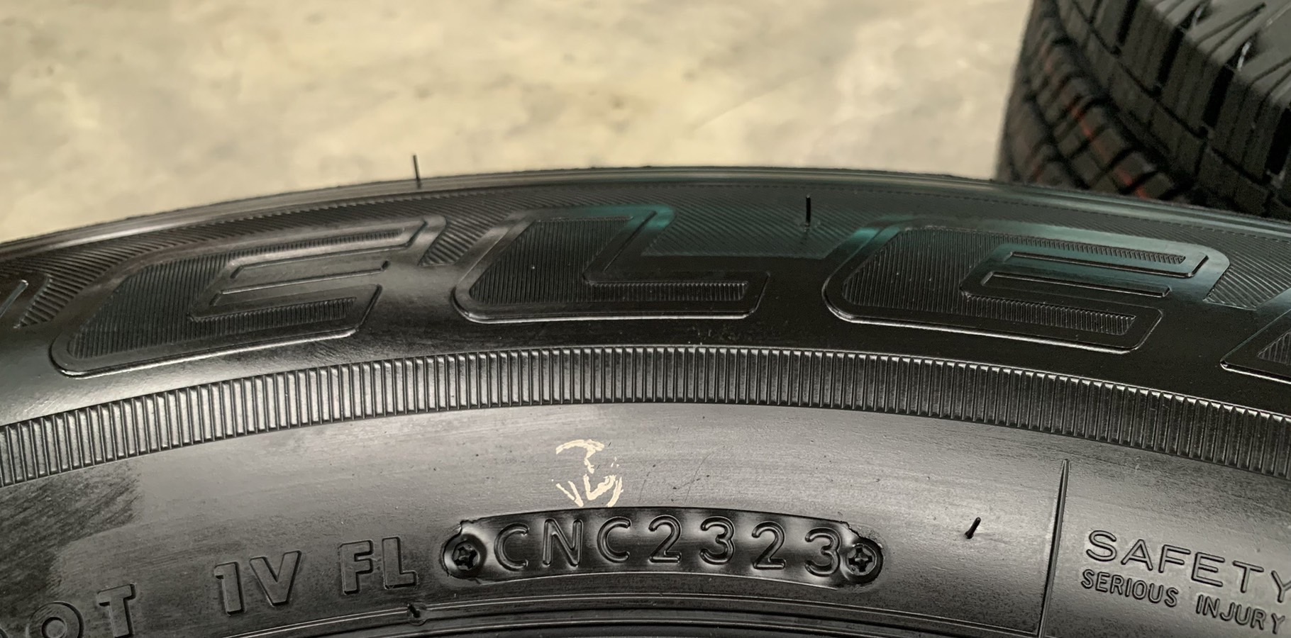 ✨ยางใหม่ป้ายแดง✨255-70-17 Bridgestone🌟ปี23🌟🚘เหมาะสำหรับ รถกระบะตัวสูง และ SUV ทุกรุ่น