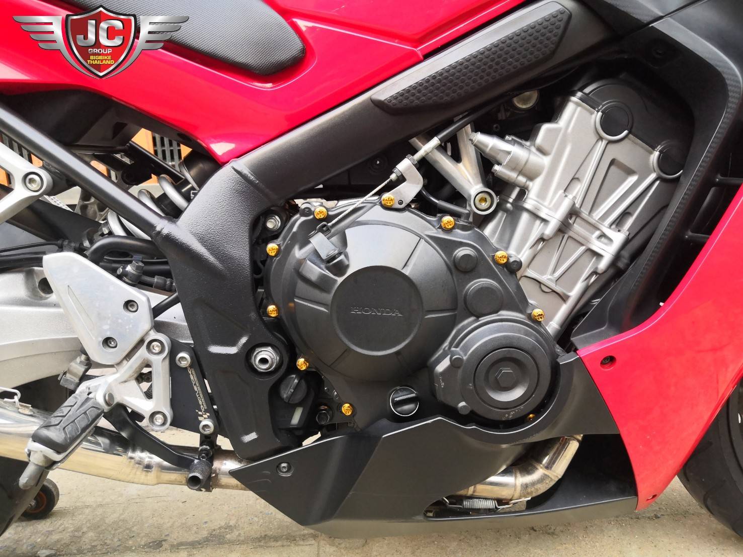 🔥พร้อมลุย🔥➡️➡️➡️𝐂𝐁𝐑-650𝐅 ⬅️⬅️⬅️รถปลายปี 2015 มือเดียวสวยเด็ด‼️