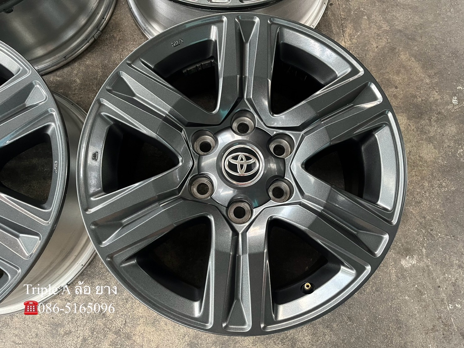 ✨ล้อแม็ก✨Toyota Revo รุ่นใหม่ ขอบ 17💖สภาพสวยมาก💖