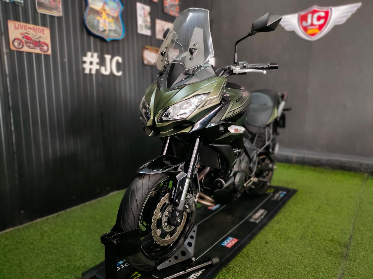 รถเกรด🅰️🅰️สภาพป้ายแดง#VERSYS650ABS จดทะเบียนปี 2020 สาย Touring ห้ามพลาด!