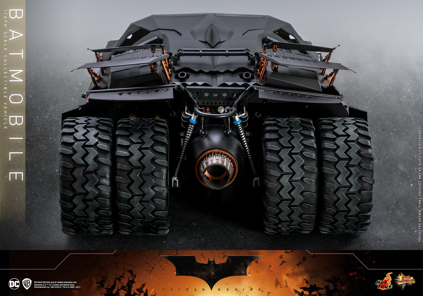 Hot Toys MMS596 1/6 Batman Begins - Batmobile