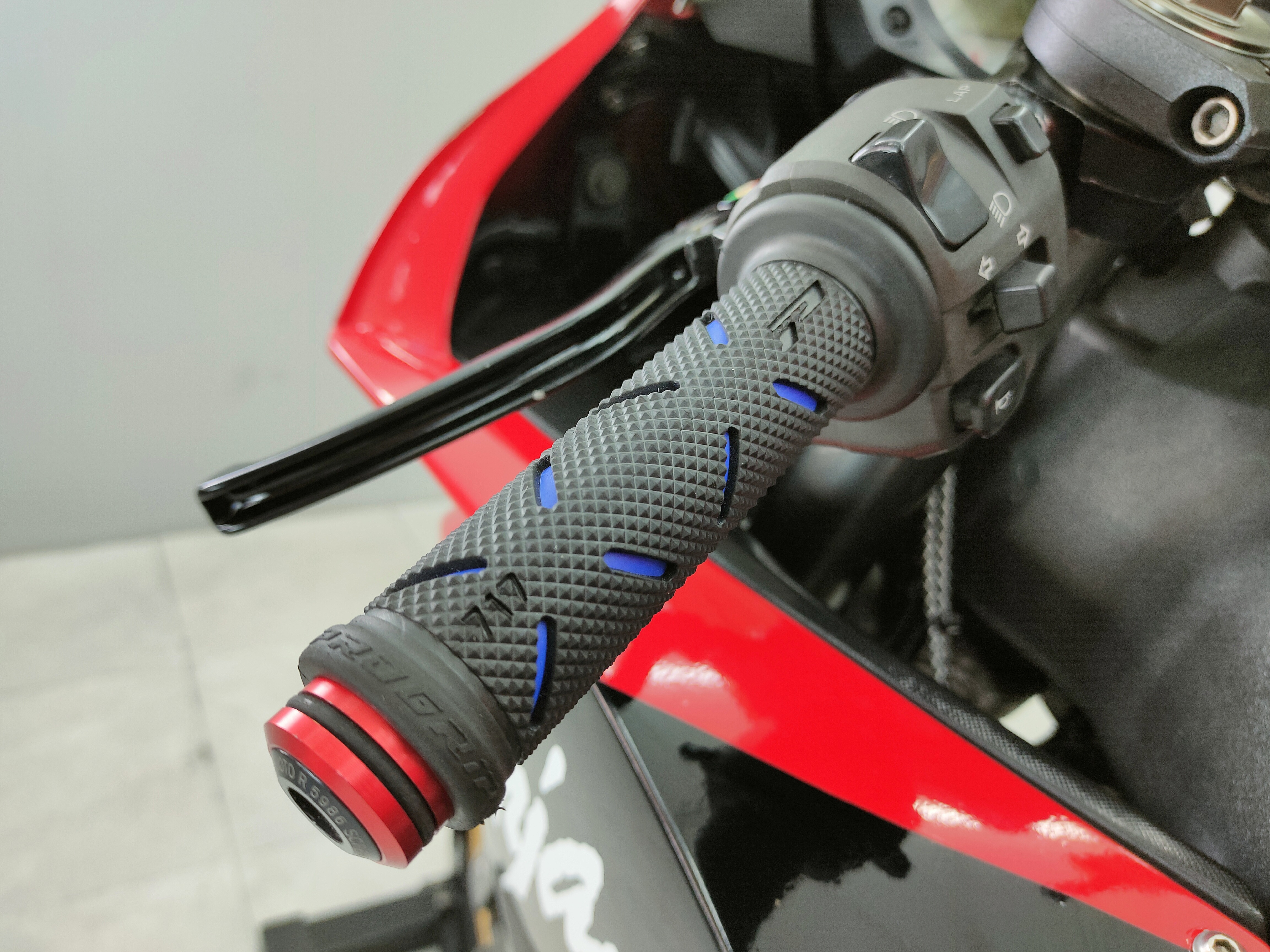 เอาจิงดิ ⁉️ แต่งแสนกว่า....ขายแค่แสนกว่า💥KAWASAKI ZX10R ปี53 แต่งท่วมคันขี่หล่อได้เลย ❌️ ร้าน นี้ ไม่ กรอ ไมล์ ❌