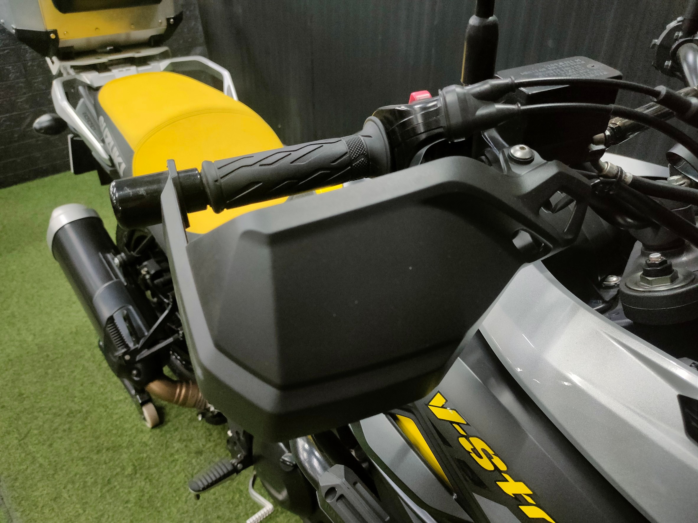 🔥โปรเสื้อยืดคอกลม🔥 ออกรถแค่ 99 บาท เอาใจสาย Touring‼️ #Vstrom1000 abs รถปี 18 มือเดียวพร้อมใช้