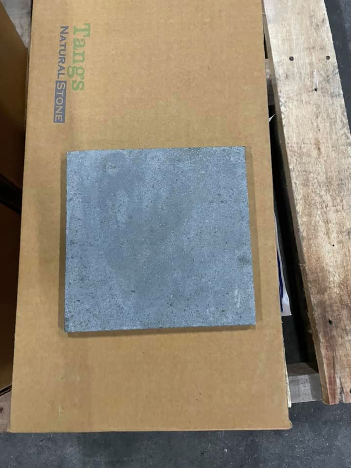 หินธรรมชาติ Dark Grey ขนาด 15x15x1cm