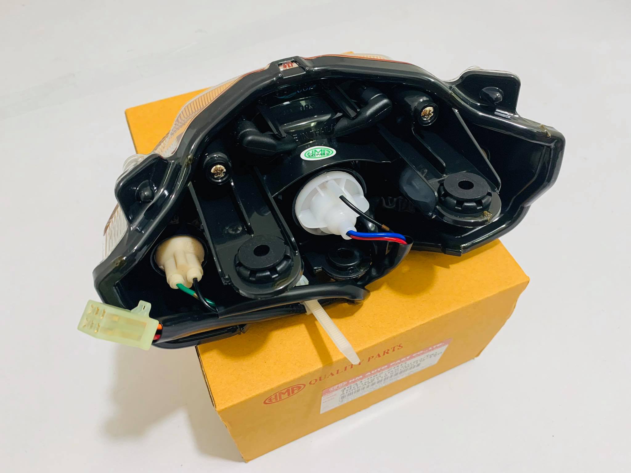 ไฟท้าย ดรีม110I ดรีมซูปเปอร์คัพ ไฟเหลี่ยม