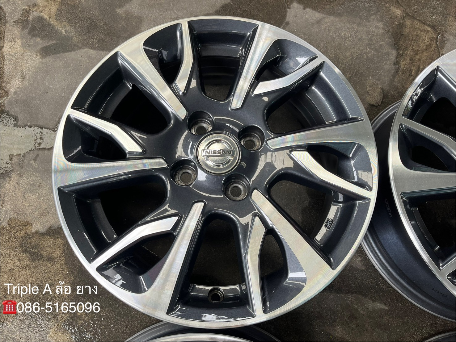 ✨ล้อแม็ก✨Nissan Almera Sportech รุ่นใหม่ ขอบ 15 เทาหน้าเงา💖สวยกริ๊บ💖