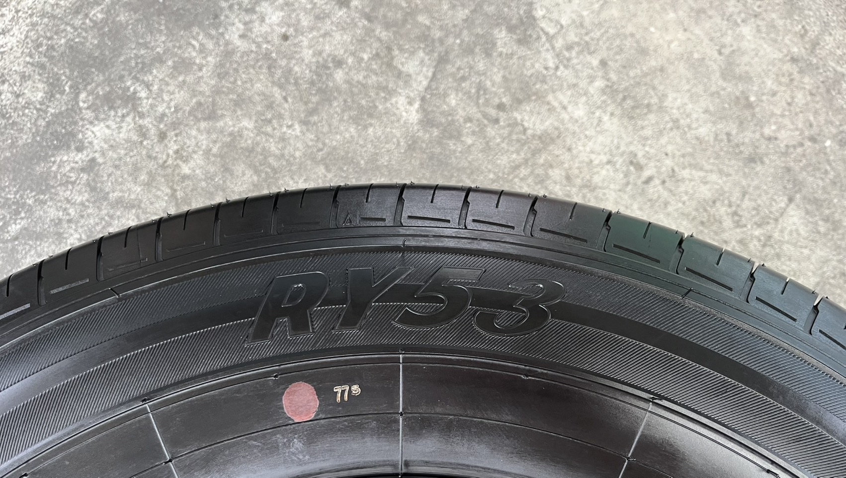 ✨ยางป้ายแดง✨195R14 Yokohama♨️ปลายปี 24♨️💖สวยกริ๊บ💖