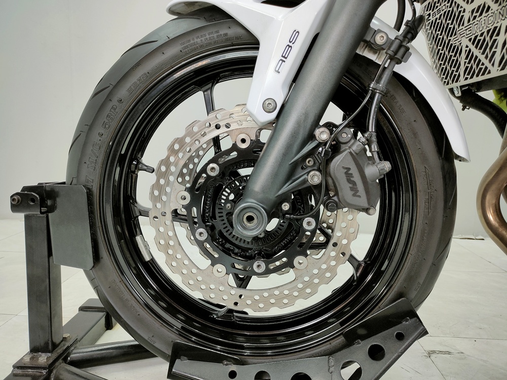 KAWASAKI Z650abs จดปลายปี 2017 สภาพพร้อมใช้....ผ่อนเบ๊าเบา