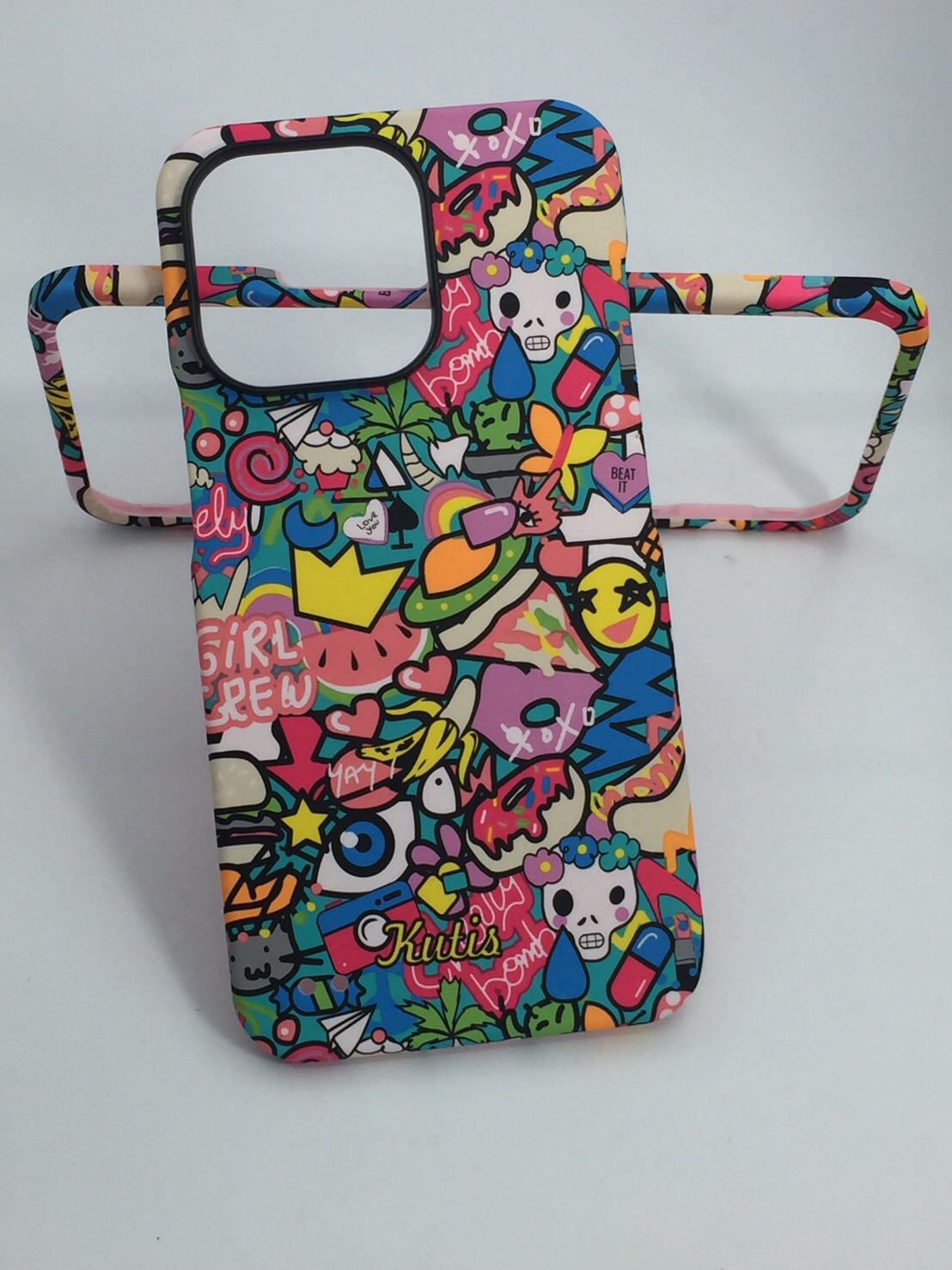 เคสคูทิส(Kutis)เคสไอโฟน13PRO(ลายStreet)มาใหม่ เคสประกบหน้า-หลัง เคสเรืองแสง เคสลายวินเทจ ร้านSuperhero Klongthom