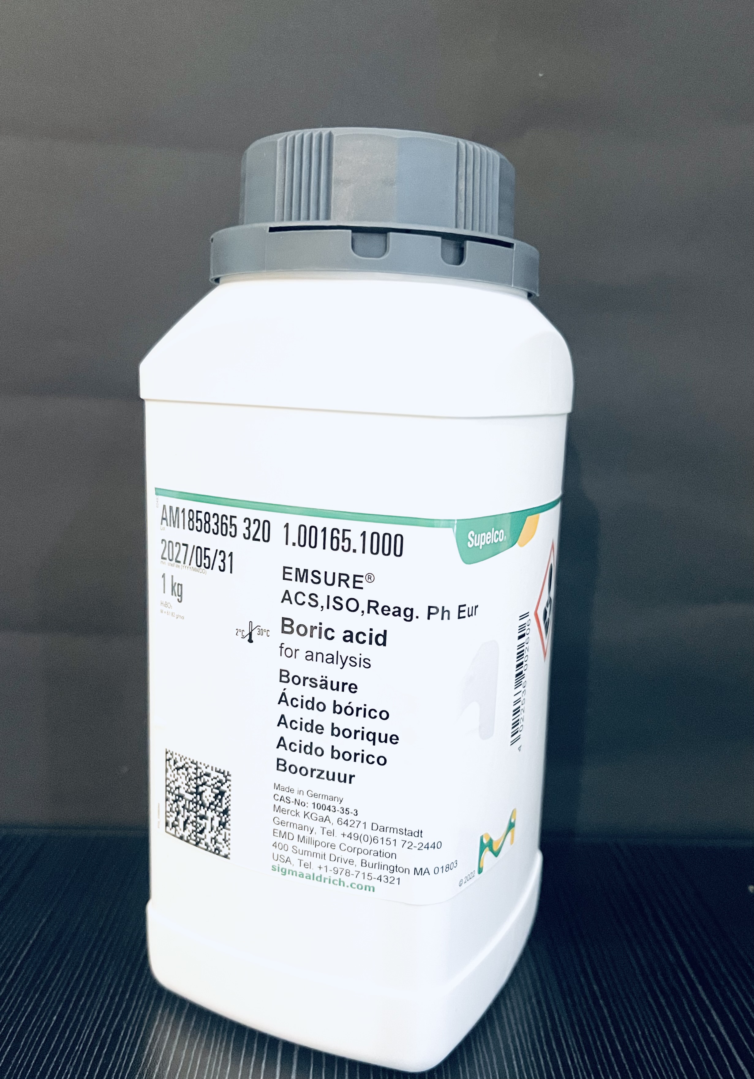 MERCK™ Boric acid for analysis EMSURE® ACS,ISO,Reag. Ph Eur 1 KG