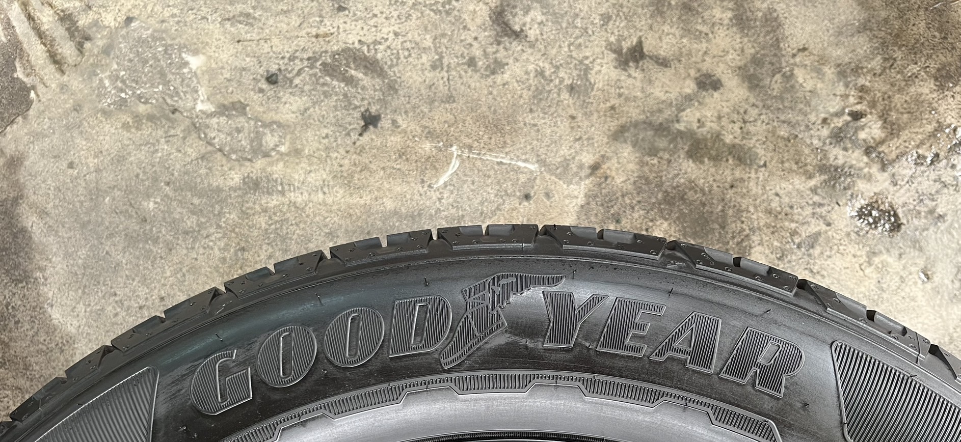 ✨ยางใหม่ป้ายแดง✨255-55-20 Goodyear💥ปี 25💥🚘เหมาะสำหรับ รถกระบะตัวสูง และ SUV ทุกรุ่น