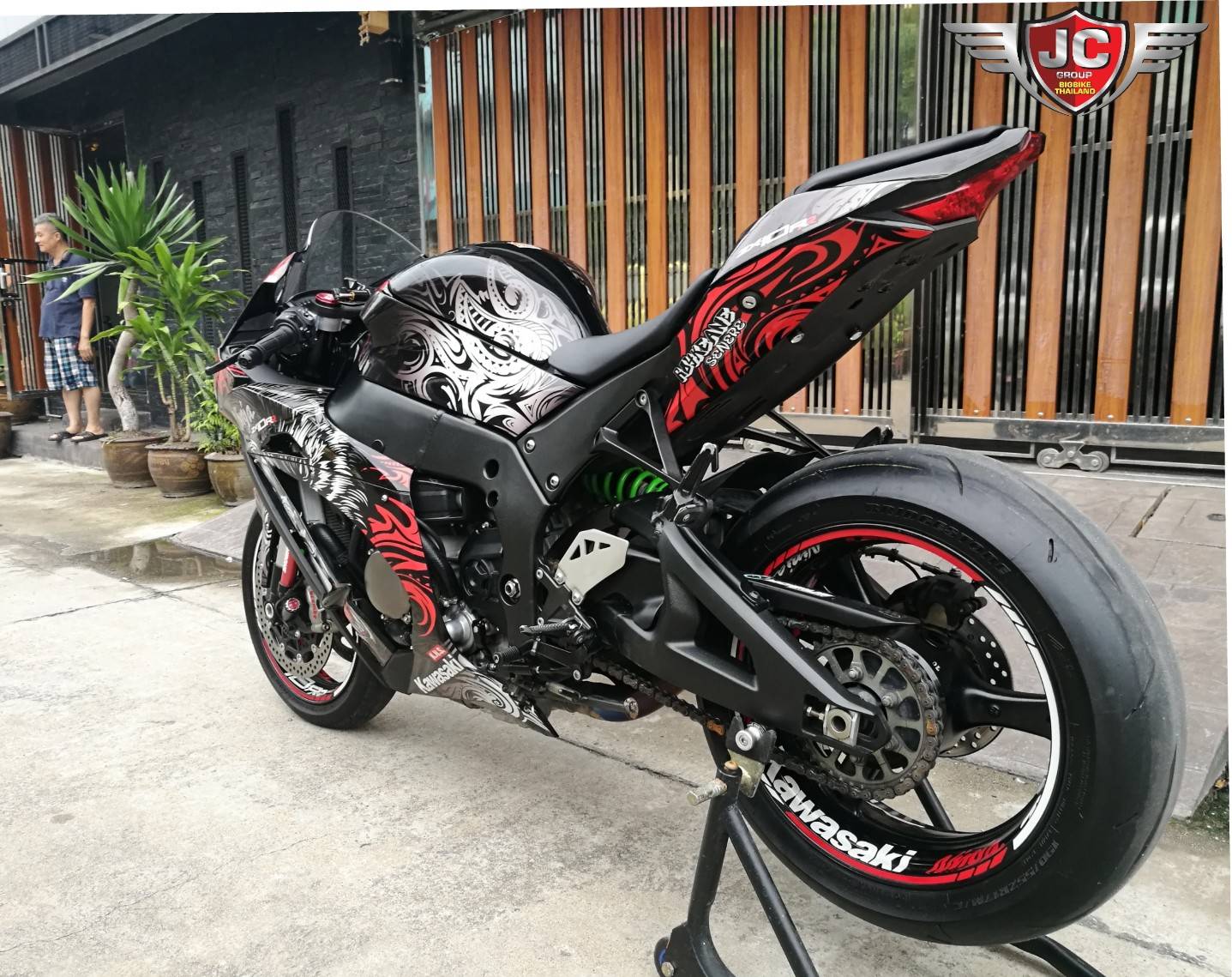 ZX-10R ABS***ประวัติดี... ออกรถ 0 บาทจบทุกขั้นตอน !!! *** ผ่อน 13,820*48หรือ12,070*60