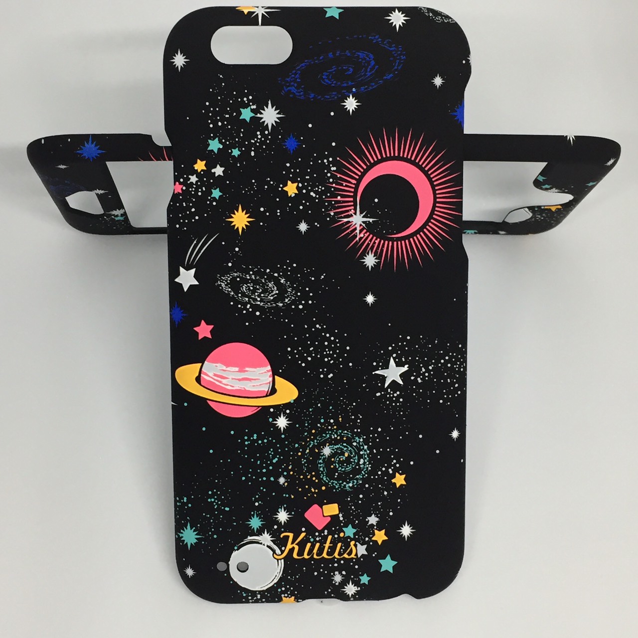 เคสคูทิส (Kutis) ไอโฟน6,6S(ลายดวงดาวในอวกาศพื้นหลังสีดำ)