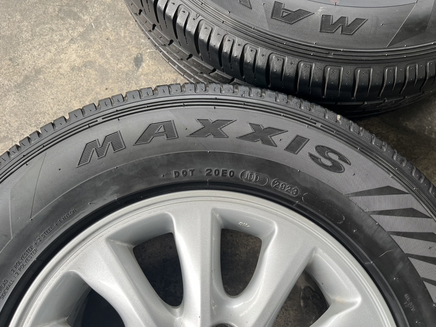 ✨ล้อแม็ก 5รู114✨Toyota ขอบ 15 พร้อมยาง 215-70-15 Maxxis🌟ปี 23🌟