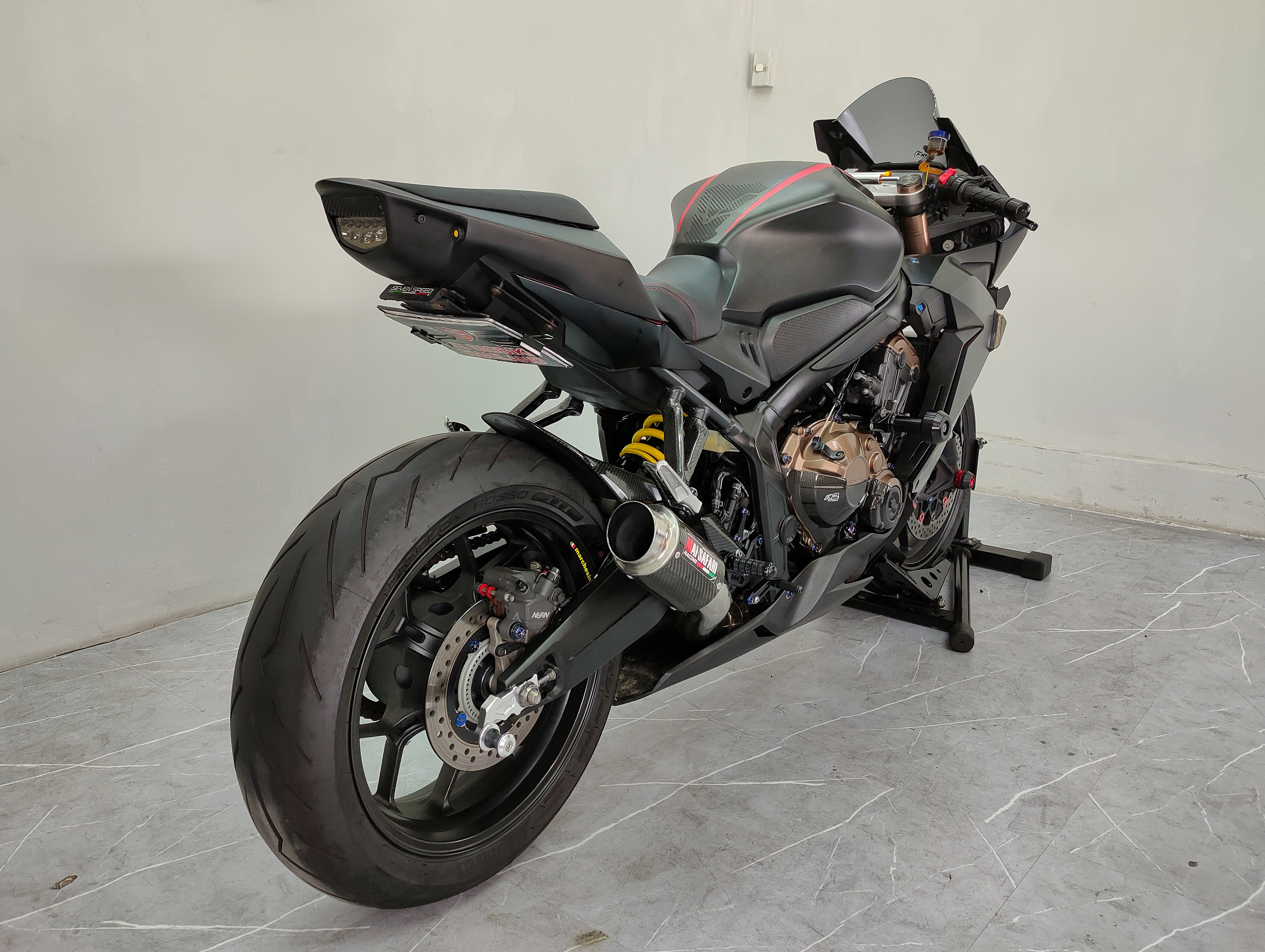 😬 ถึงสวยไม่สุดแต่ของจุกนะจ๊ะ....HONDA CBR650R รถปลายปี 2019 ไมล์แท้หมื่นโล 💥 แต่งทั้งคันกว่าครึ่งแสน‼️