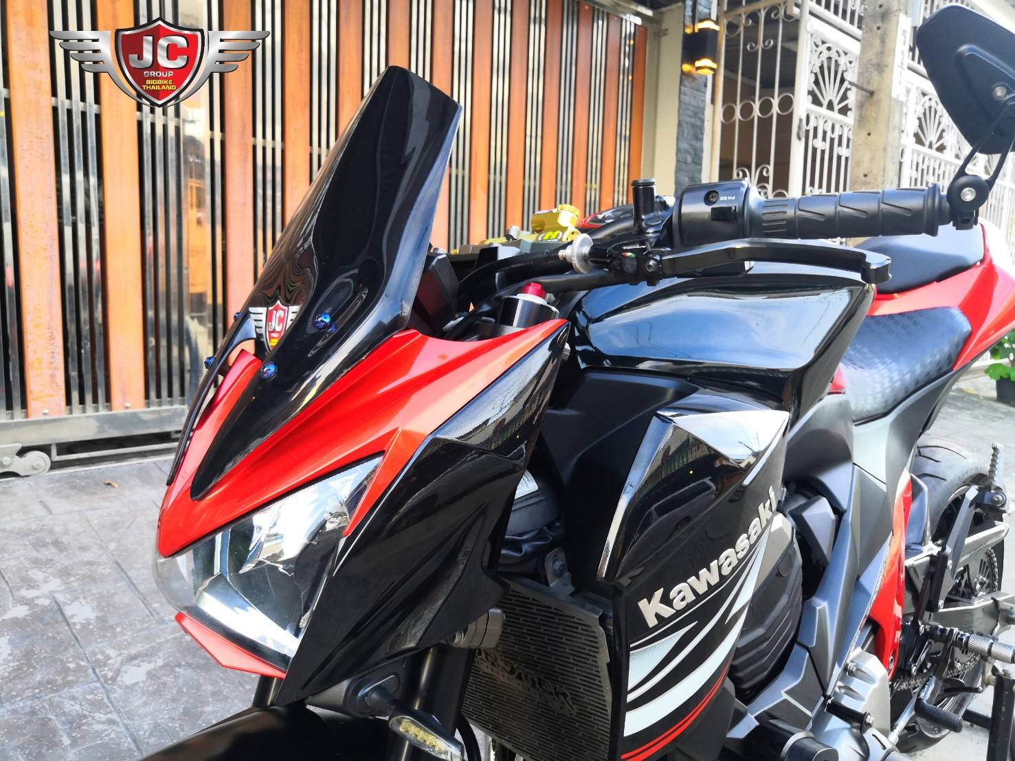 ใครไม่ทันคันก่อนรีบเลย "แต่งเยอะกว่า ราคาเบากว่าเดิม" Kawasaki #Z800 จดปลายปี 2014 🤗