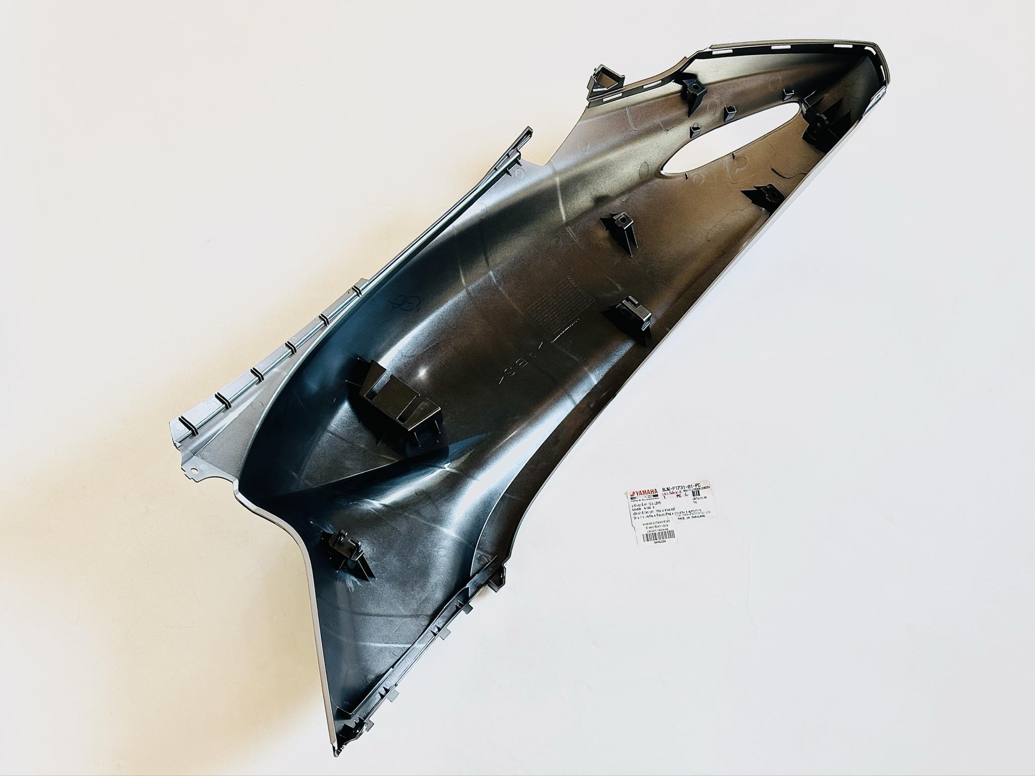 ชุดสีแกรนฟีลาโน่ ไฮบริด ปี 2023-2024 grand filano hybrid 2023-2024 สีเทา 1918 แท้ศูนย์ยามาฮ่า รอ