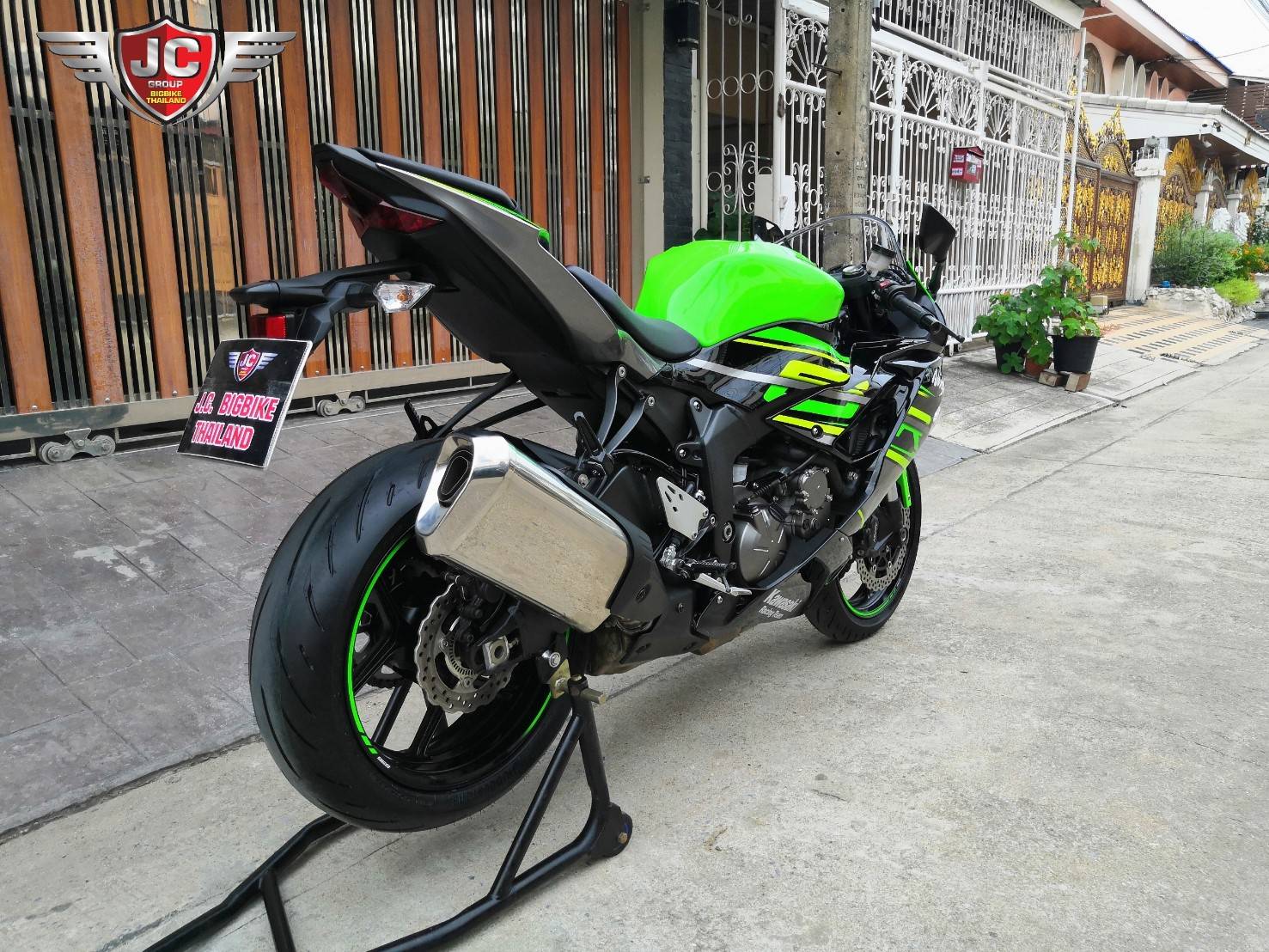 ZX-6R ***ไมล์ร้อยโลไม่ต้องบรรยายมาก***สภาพรถใหม่ใสกริ๊งๆ