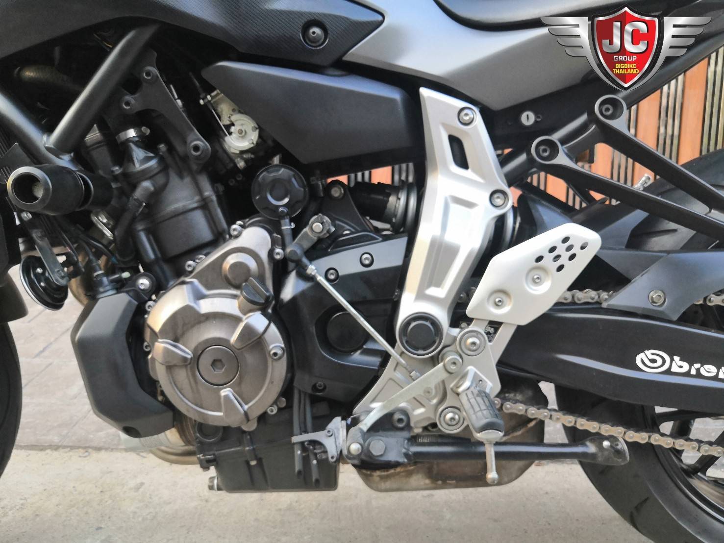 MT07รถปลายปี 2015 ของแต่งพอกรุ๊บกริ๊บ