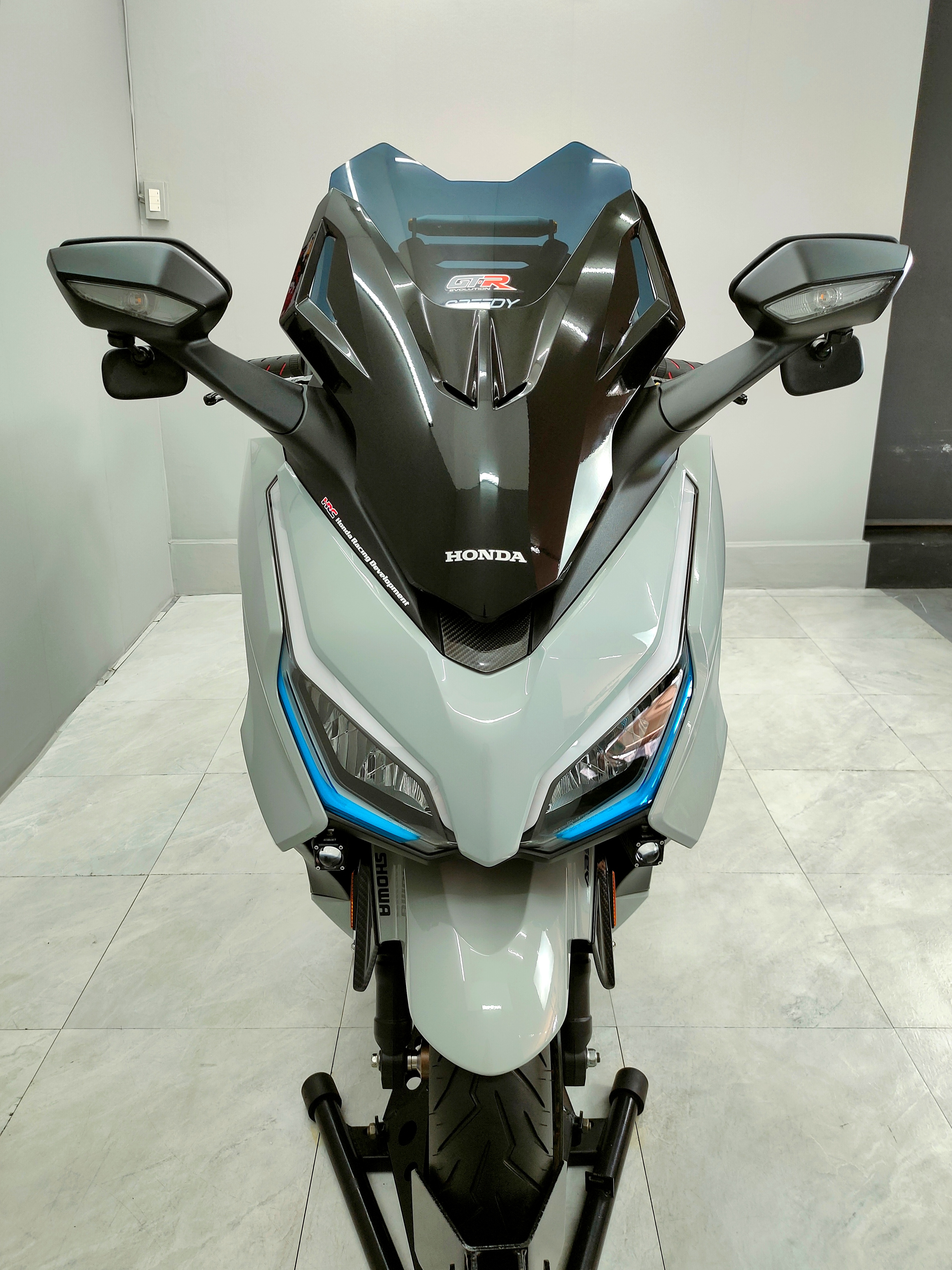 ทรงลุงพร้อมรับเด็ก 🤗 Honda FORZA 350 RoadSync ปี2023 แท้ ของแต่ง5หมื่น+‼️
