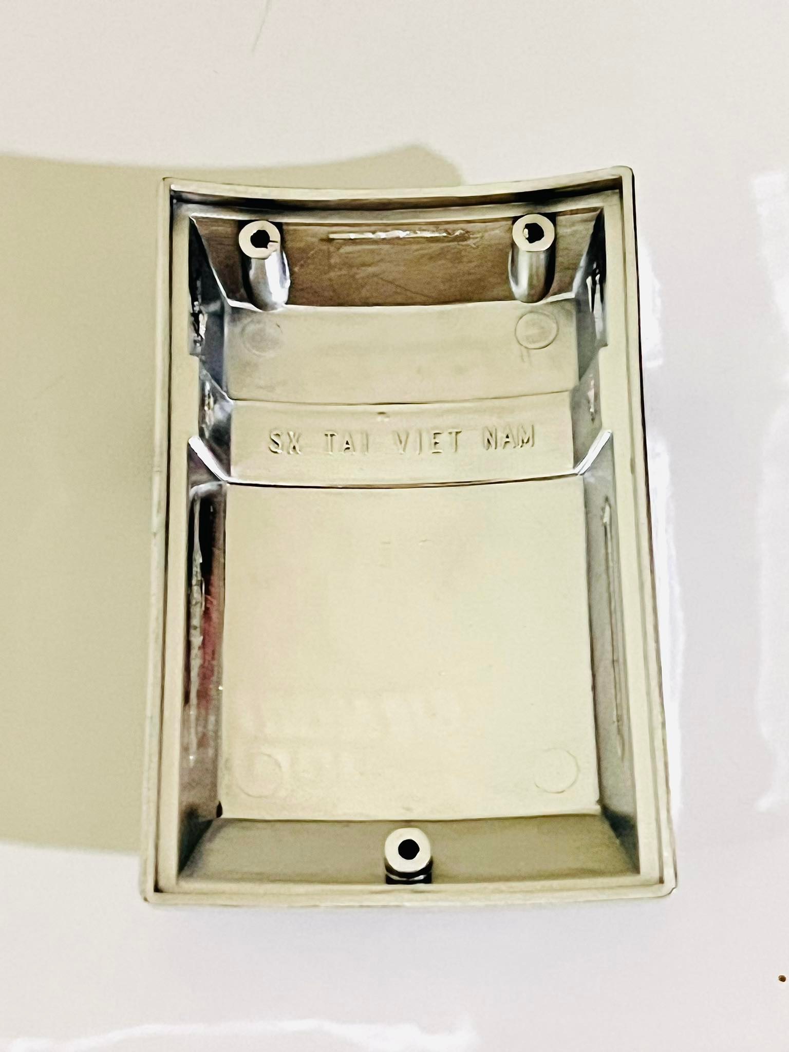 โลโก้ปิดแตรดรีมคุรุสภา พลาสติกชุบ